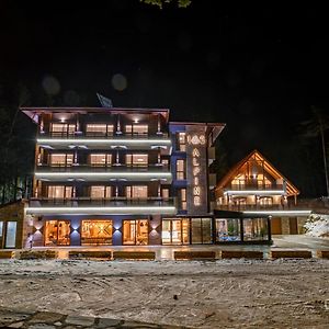 103 Alpine Hotel